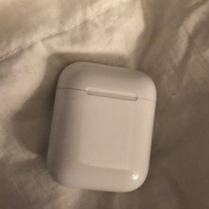 Apple air pods charger case